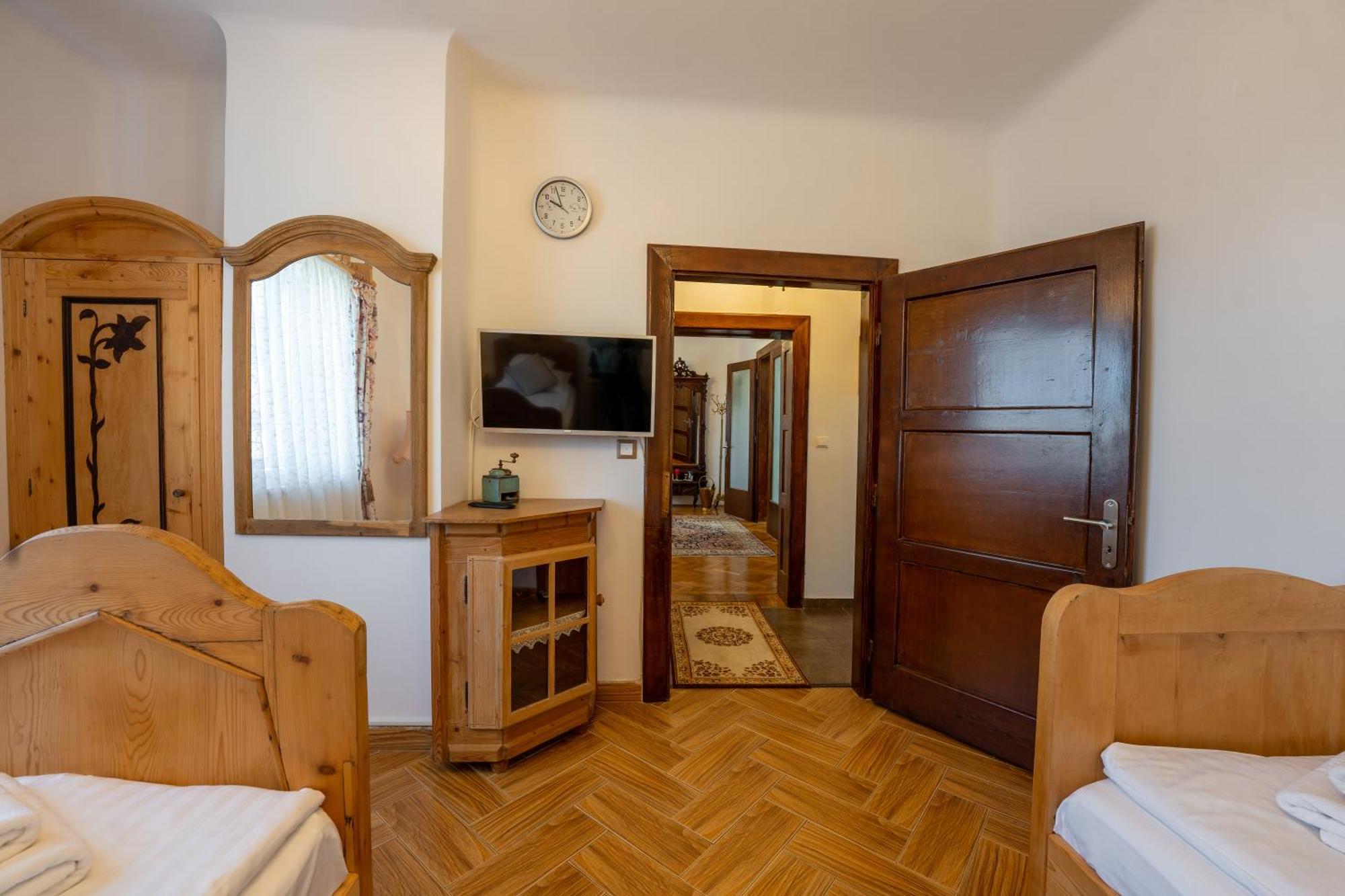 Bed and Breakfast Casa Szabo Sighişoara Esterno foto